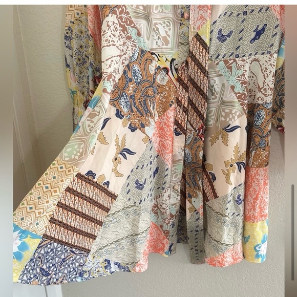 Printed Long Sleeve Baby Doll Brunch
Dress with belt size small - Picture 5 of 12